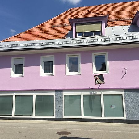 Haus Weisses Lamm Apartment Weitensfeld Bagian luar foto