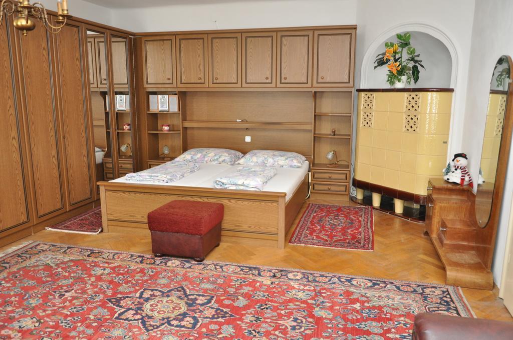 Haus Weisses Lamm Apartment Weitensfeld Bagian luar foto