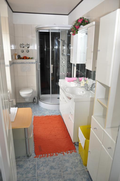 Haus Weisses Lamm Apartment Weitensfeld Bagian luar foto